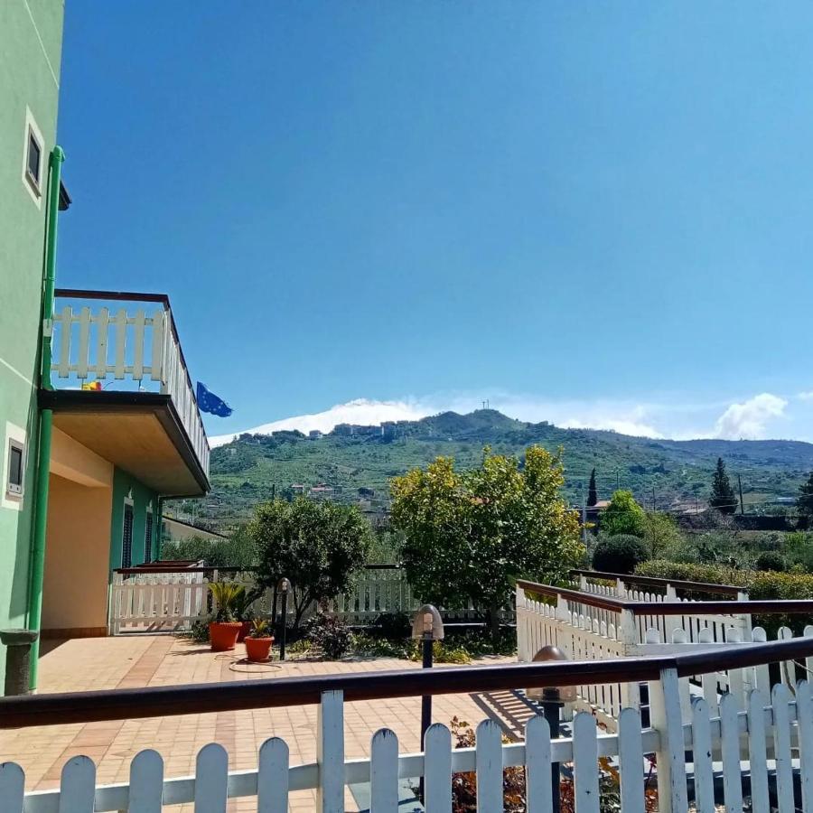 Azienda Agricola Cuntarati Бронте Екстериор снимка