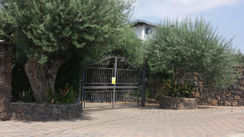 Azienda Agricola Cuntarati Бронте Екстериор снимка